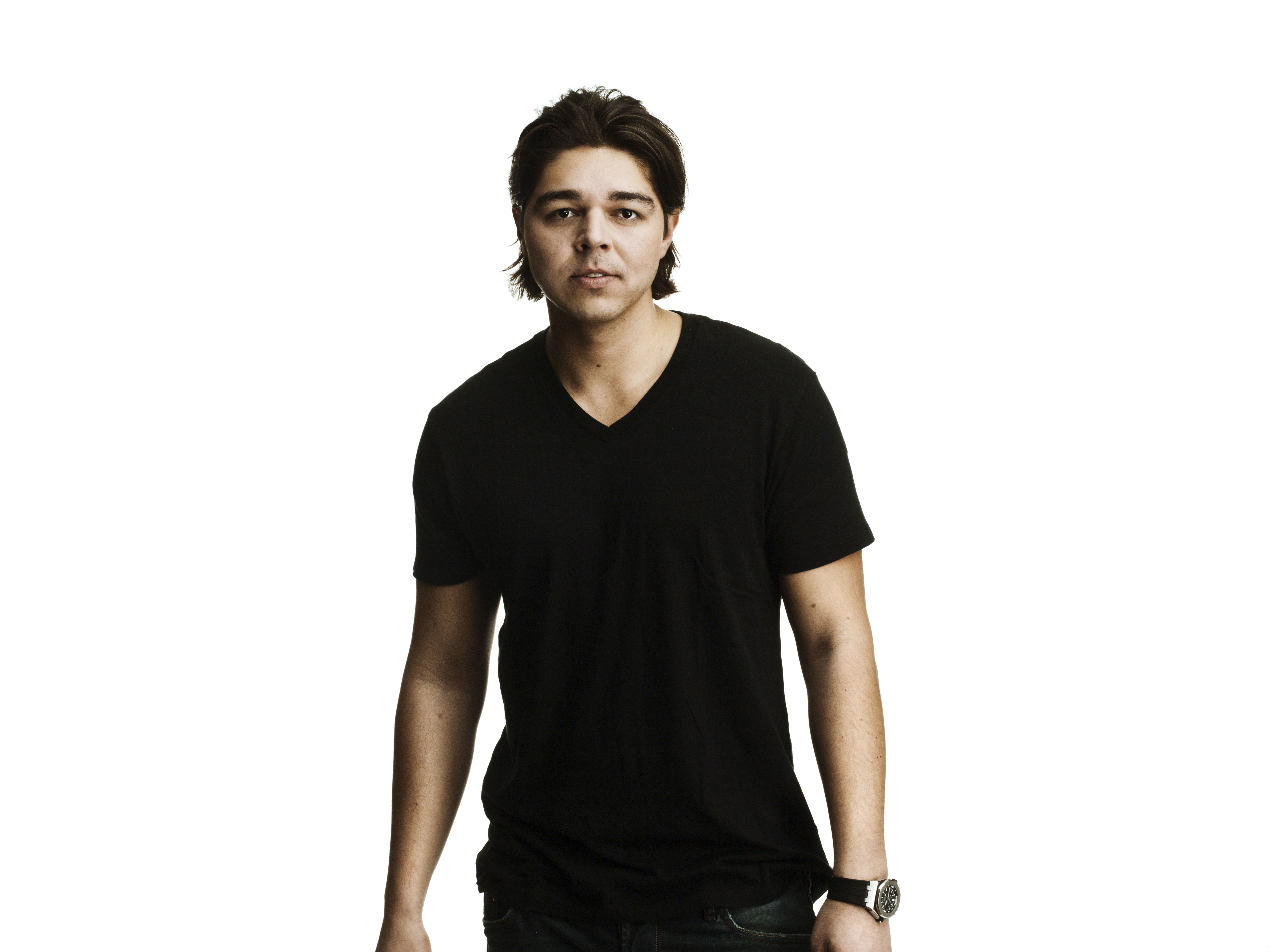 MAX VANGELI